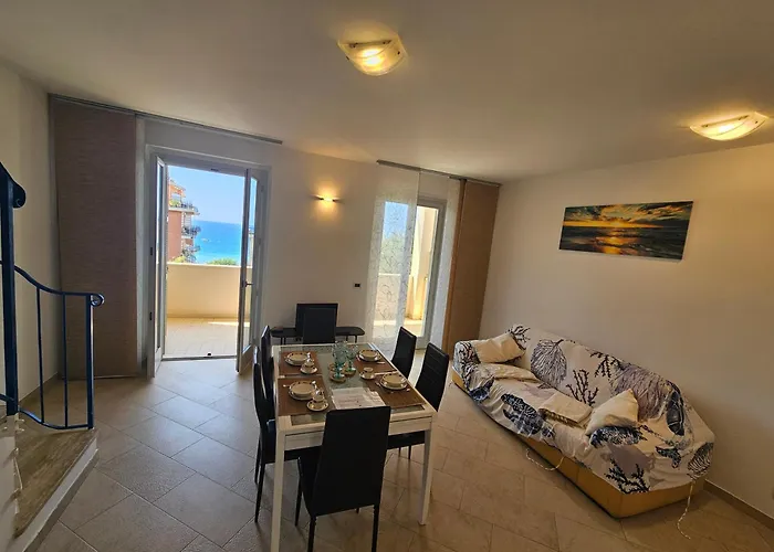 Bell\'Alloggio A Due Passi Dalle Spiagge Di Riva Ligure